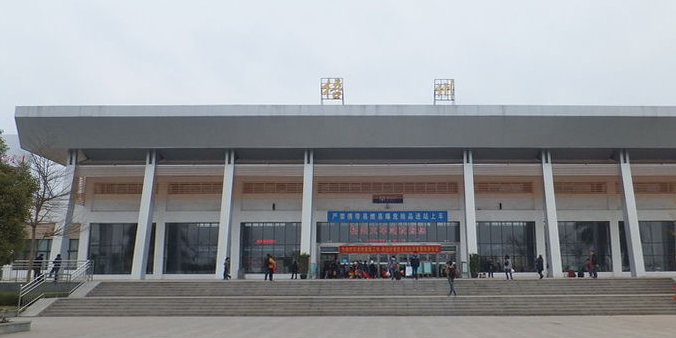 晋江市到梧州物流专线点对点物流，高品质服务