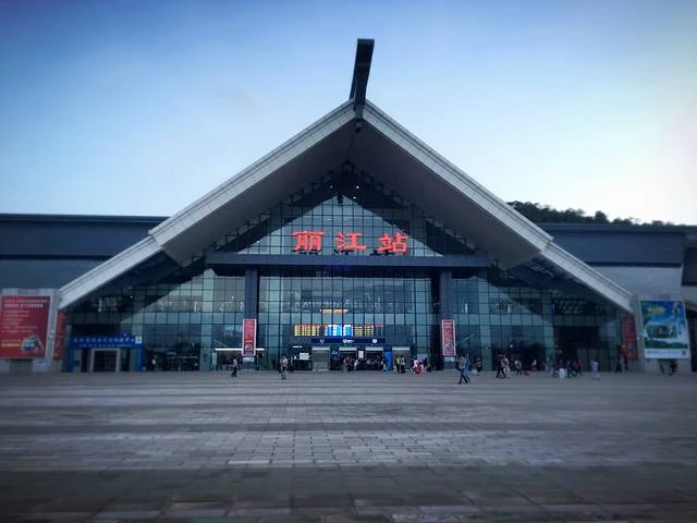 晋江市到丽江物流公司-晋江市物流到丽江（所有货源/均可承运）已更